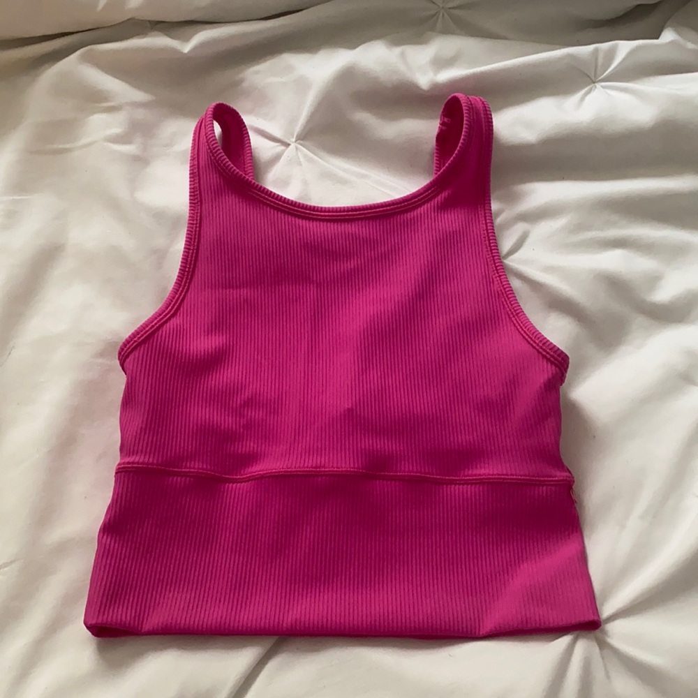 Power Pivot Lululemon tank